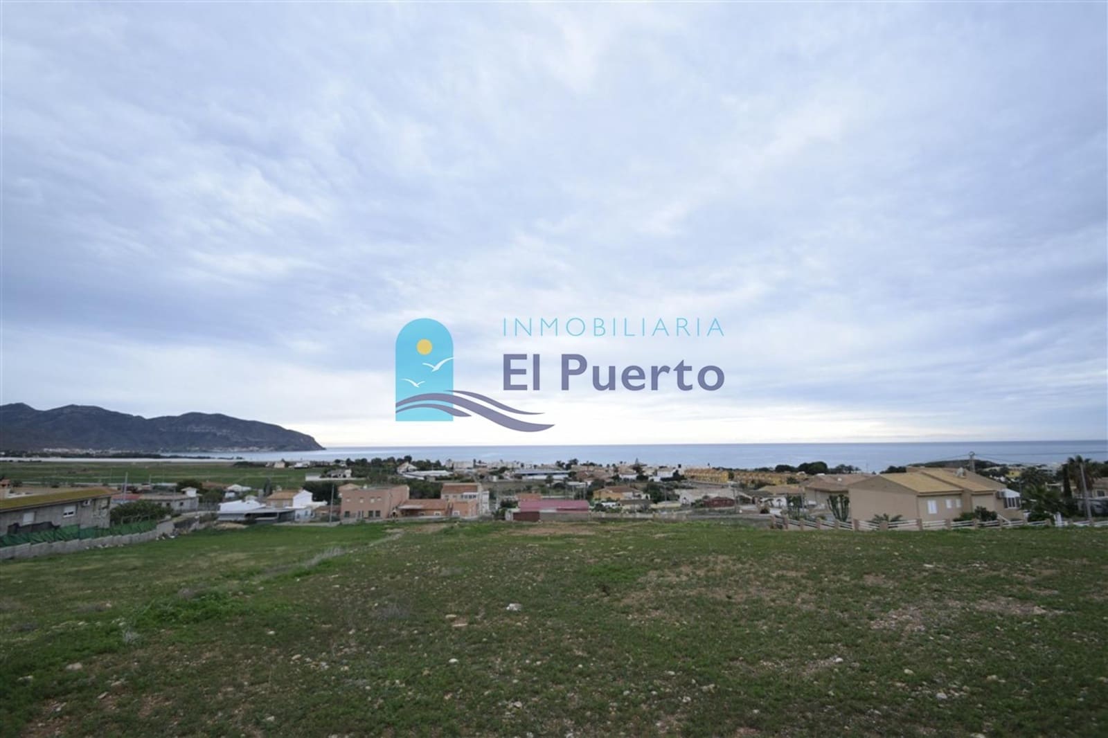 Teren niezagospodarowany na sprzedaż w Isla Plana - 157 000 € (Ref: 8954452)