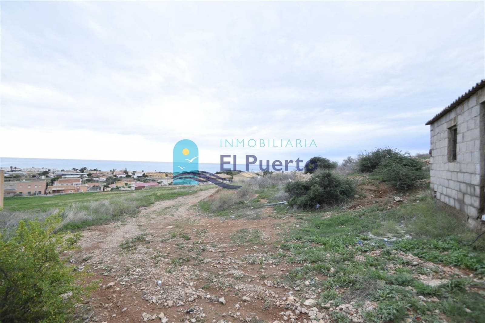 Teren niezagospodarowany na sprzedaż w Isla Plana - 157 000 € (Ref: 8954452)