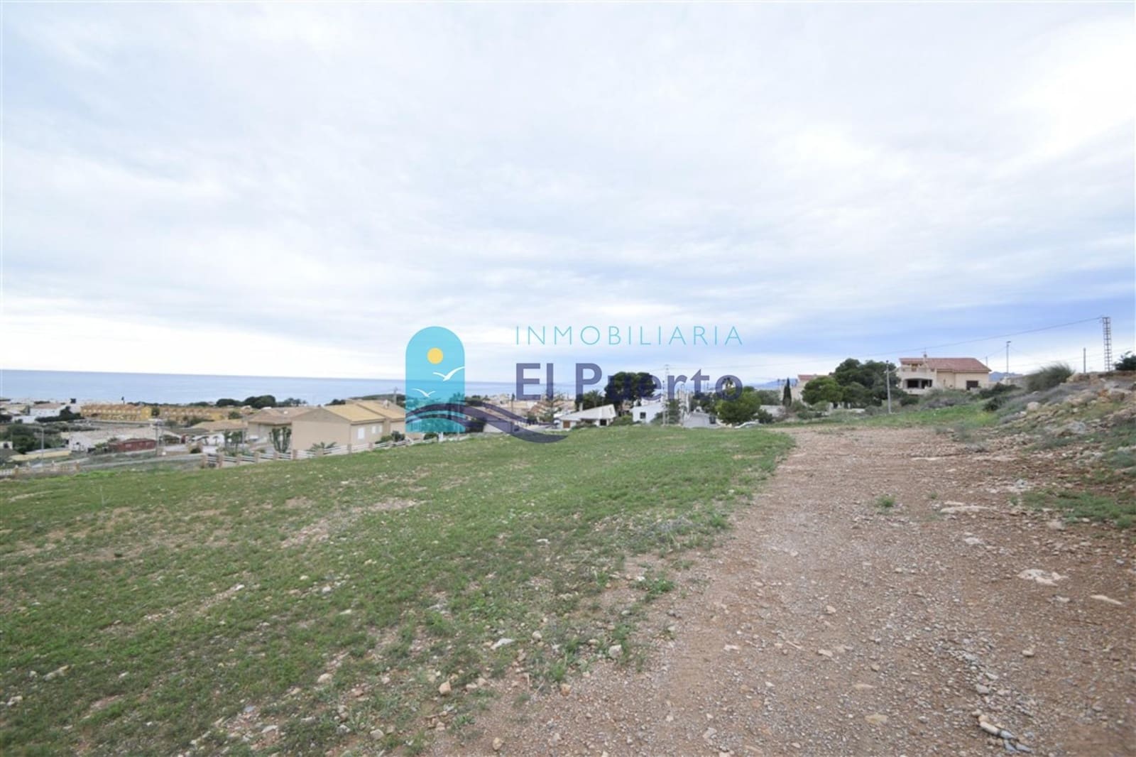 Teren niezagospodarowany na sprzedaż w Isla Plana - 157 000 € (Ref: 8954452)