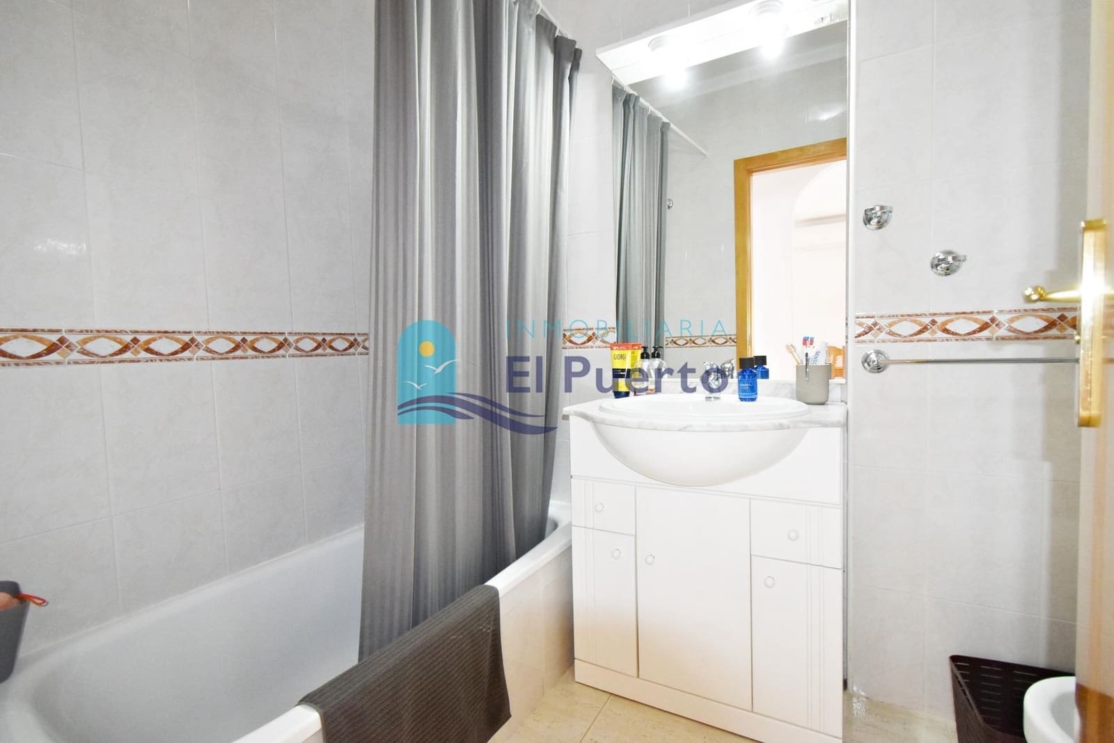 2 bedroom Penthouse for sale in Alamillo with pool garage - € 155,000 (Ref: 8954455)