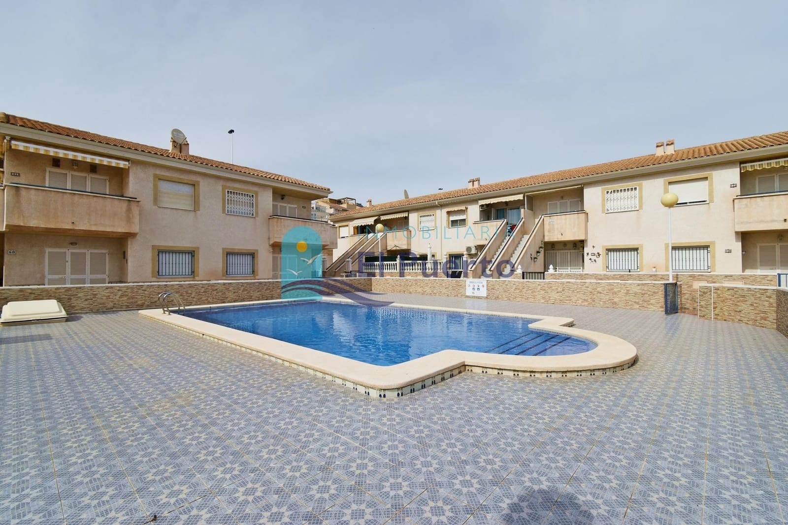 2 bedroom Penthouse for sale in Alamillo with pool garage - € 155,000 (Ref: 8954455)
