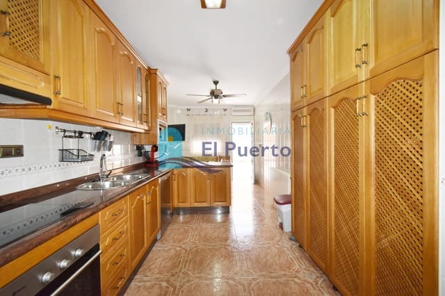 4 makuuhuone Huoneisto myytävänä paikassa Puerto de Mazarron, Mazarrón mukana 
autotalli - 350 000 € (Ref: 9062442)