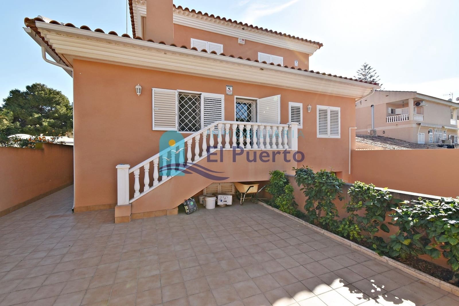 5 slaapkamer Villa te koop in Puerto de Mazarron met garage - € 390.000 (Ref: 9096082)