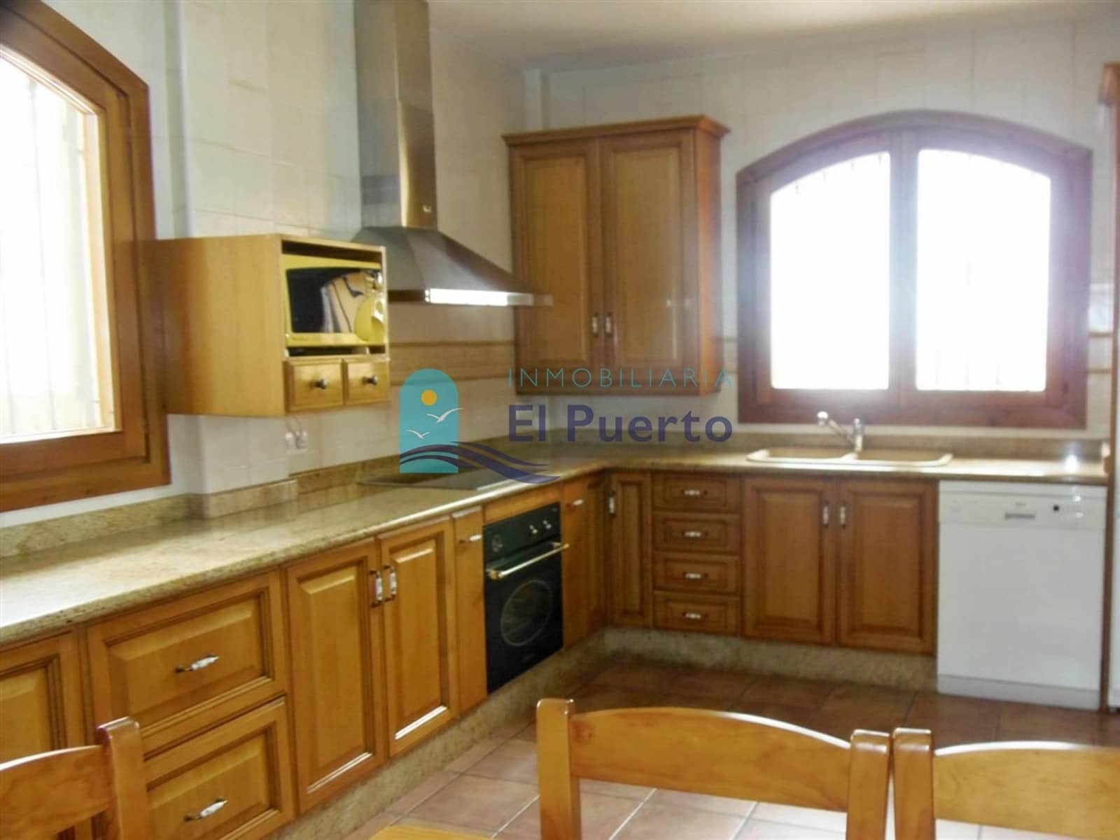 4 sypialnia Willa na sprzedaż w Bolnuevo z basenem garażem - 525 000 € (Ref: 9165847)