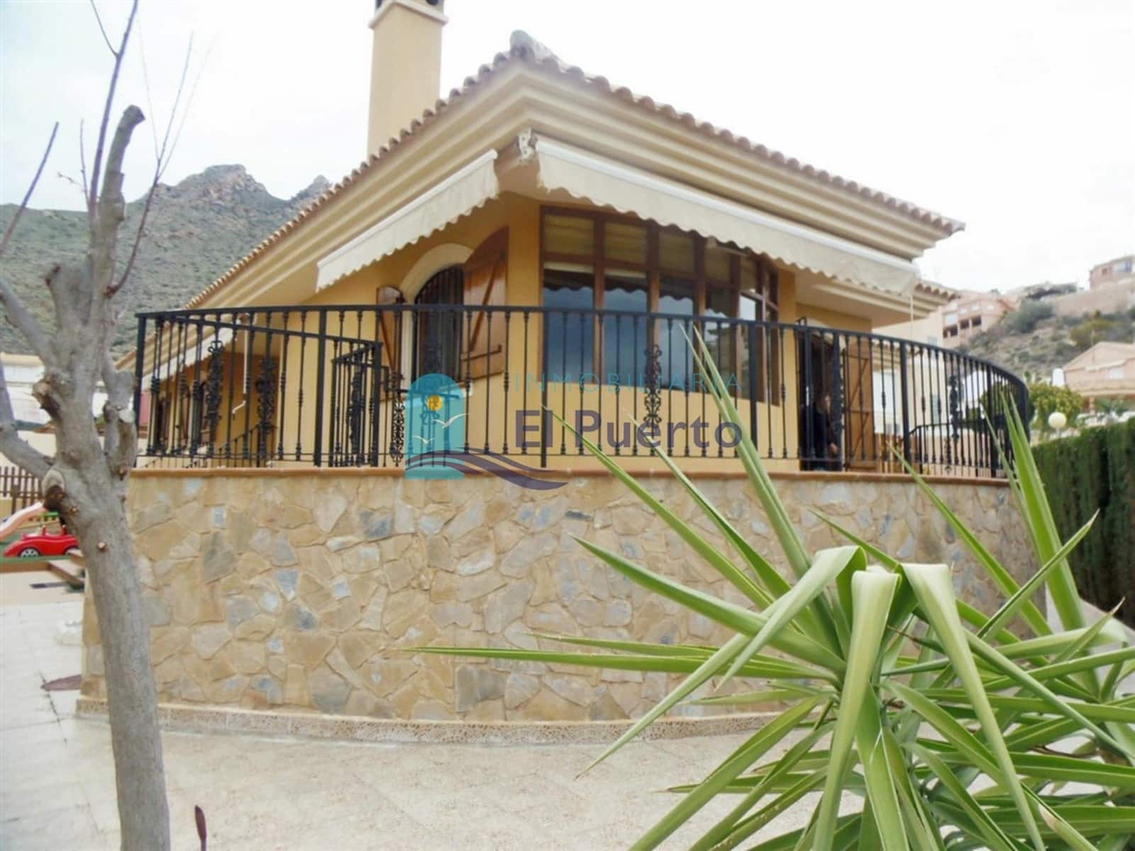 4 sypialnia Willa na sprzedaż w Bolnuevo z basenem garażem - 525 000 € (Ref: 9165847)