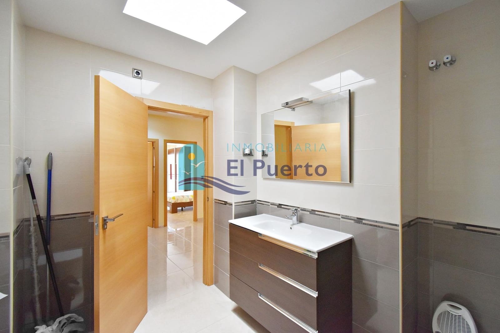 3 slaapkamer Appartement te koop in Puerto de Mazarron met garage - € 199.900 (Ref: 9165848)