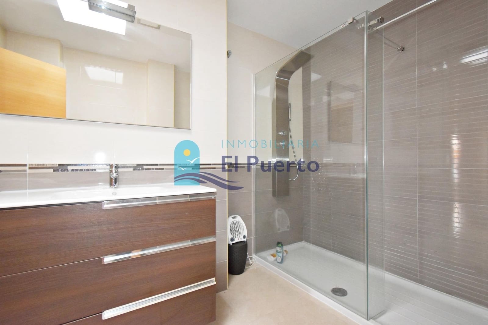 3 slaapkamer Appartement te koop in Puerto de Mazarron met garage - € 199.900 (Ref: 9165848)
