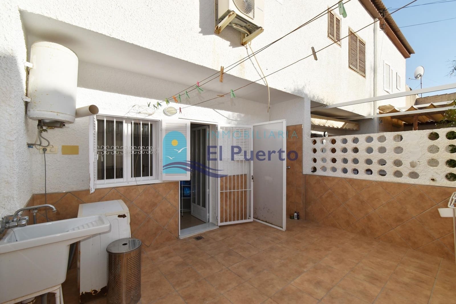 3 quarto Apartamento para venda em Puerto de Mazarron com piscina - 231 000 € (Ref: 9197803)