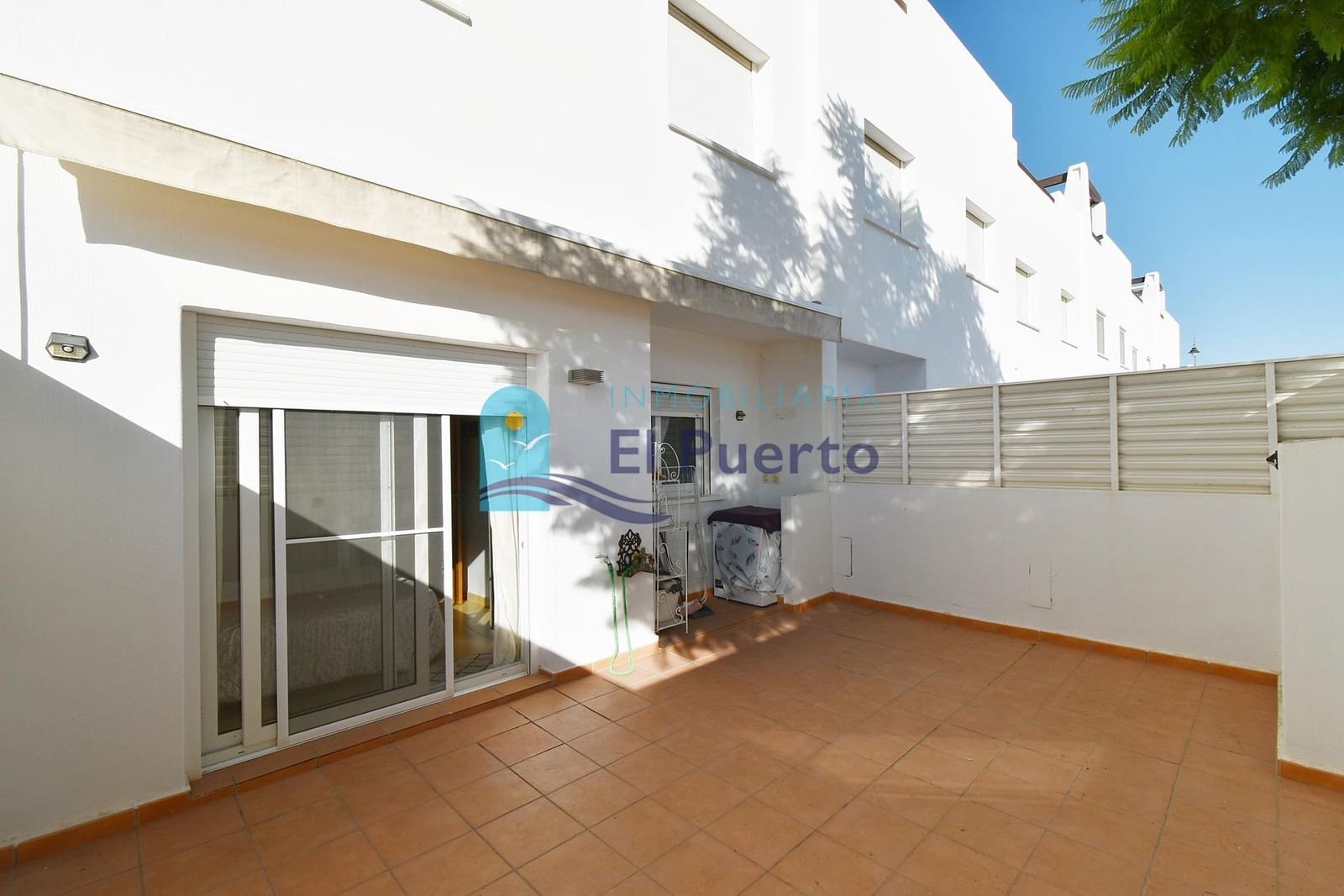 3 chambre Appartement à vendre à Condado de Alhama avec piscine - 125 000 € (Ref: 9243035)