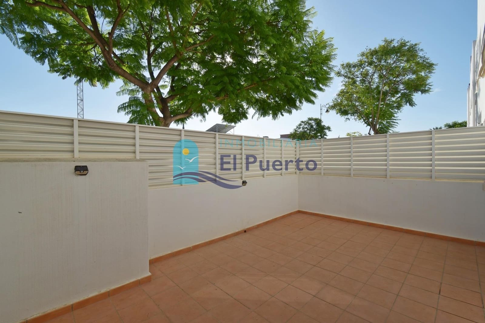 3 chambre Appartement à vendre à Condado de Alhama avec piscine - 125 000 € (Ref: 9243035)