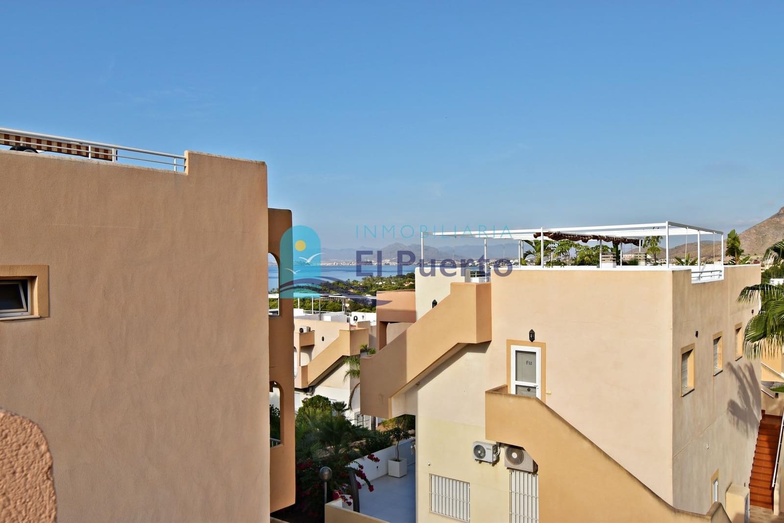 2 slaapkamer Penthouse te koop in La Azohia met zwembad - € 165.000 (Ref: 9297392)