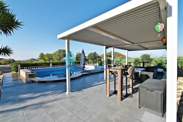 2 slaapkamer Finca/Landhuis te koop in Fuente Alamo de Murcia met zwembad - € 270.000 (Ref: 9297395)