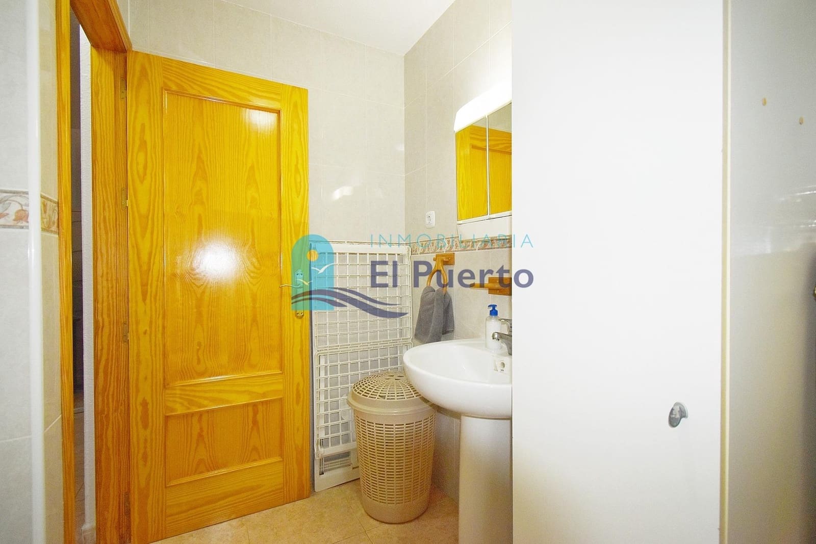 Apartamento de 1 habitación en Puerto de Mazarron en venta - 109.900 € (Ref: 9297396)