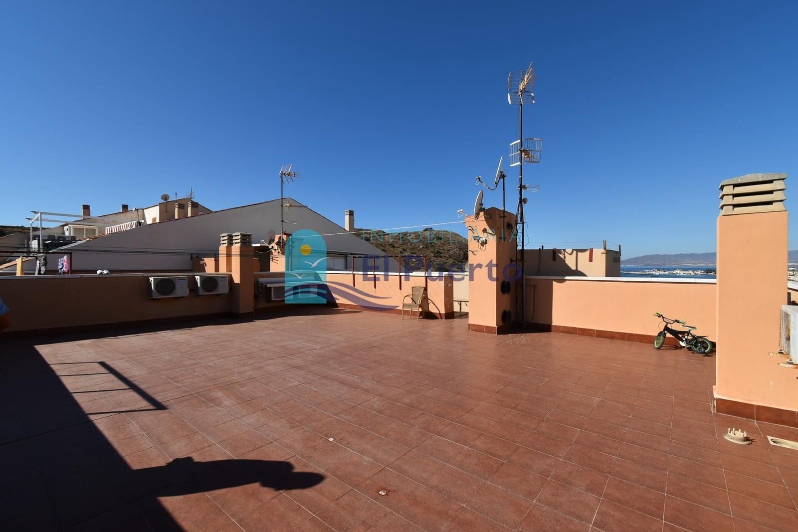 Apartamento de 1 habitación en Puerto de Mazarron en venta - 109.900 € (Ref: 9297396)