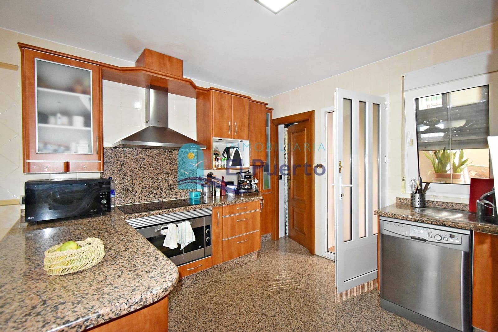 4 slaapkamer Villa te koop in Mazarron met garage - € 529.000 (Ref: 9303622)