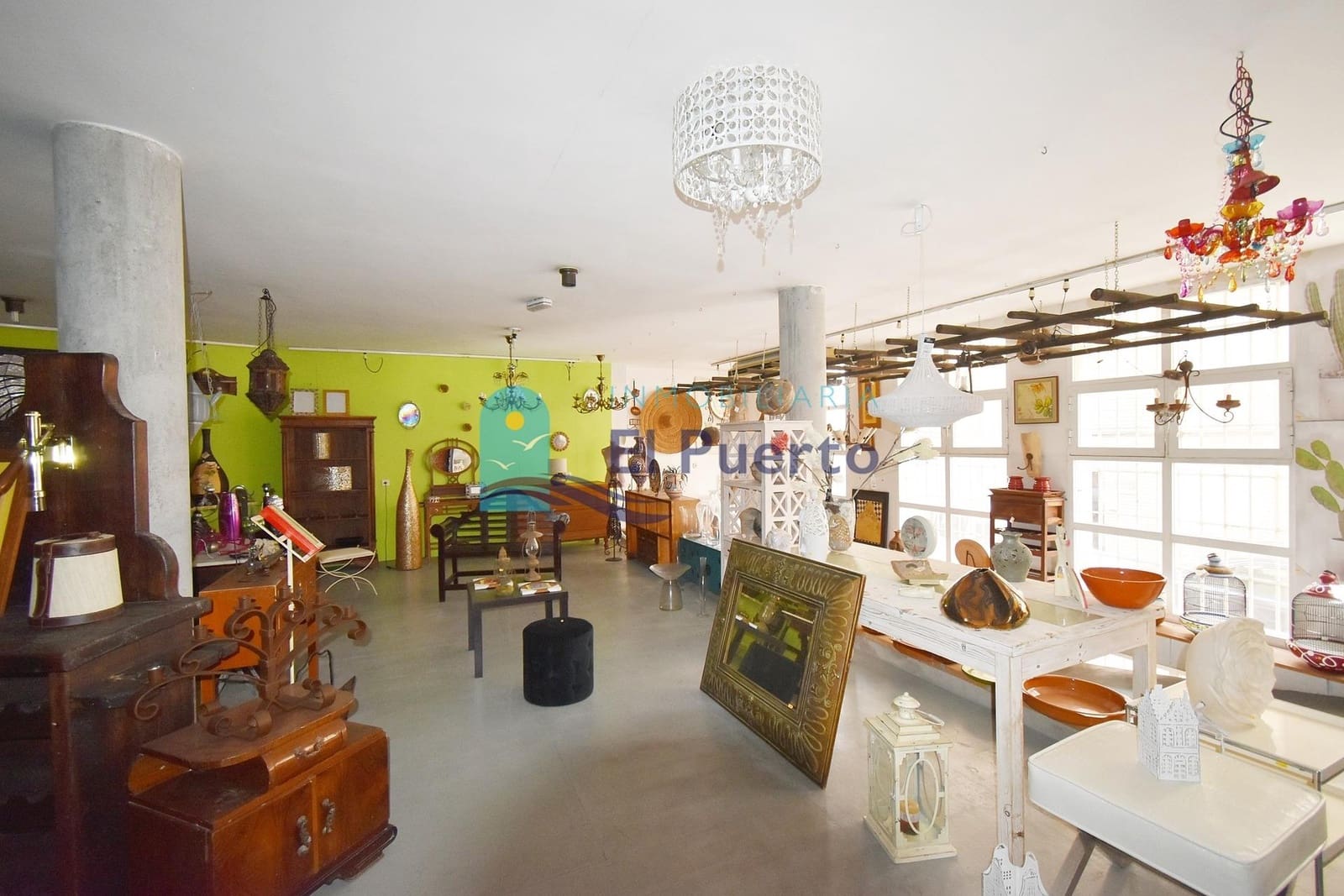 Commercieel te koop in Puerto de Mazarron - € 169.000 (Ref: 9326544)