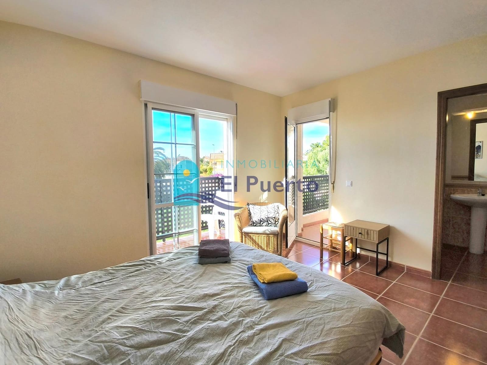 5 soverom Villa til salgs i Alamillo med svømmebasseng - € 550 000 (Ref: 9388009)