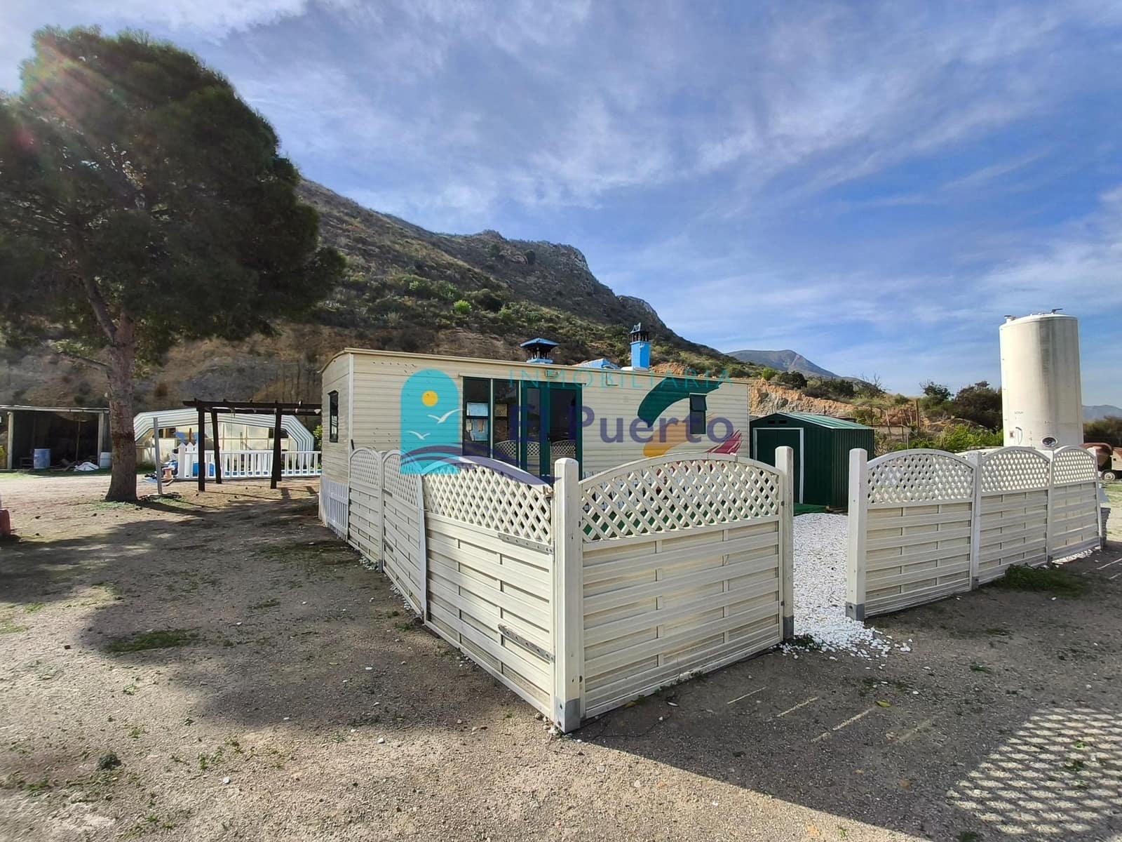 3 soveværelse Finca/Landehus til salg i Mazarron med swimmingpool - € 175.000 (Ref: 9390980)