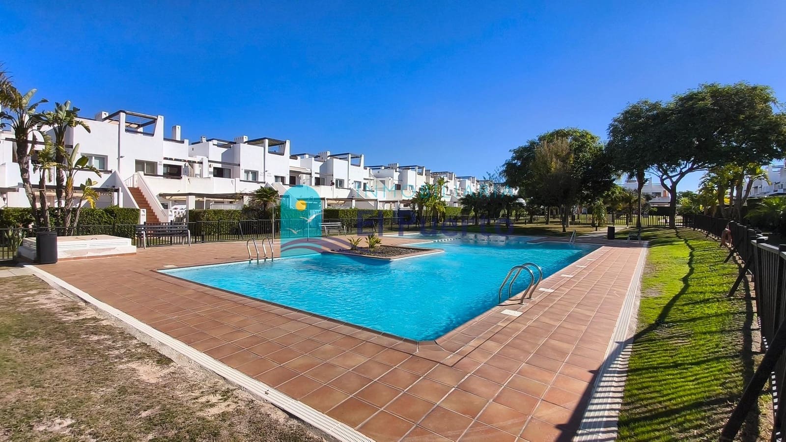 3 bedroom Flat for sale in Alhama de Murcia with pool - € 125,000 (Ref: 9403490)