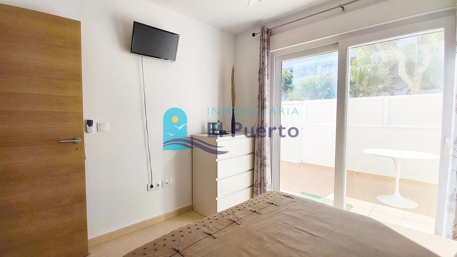 3 bedroom Flat for sale in Alhama de Murcia with pool - € 125,000 (Ref: 9403490)