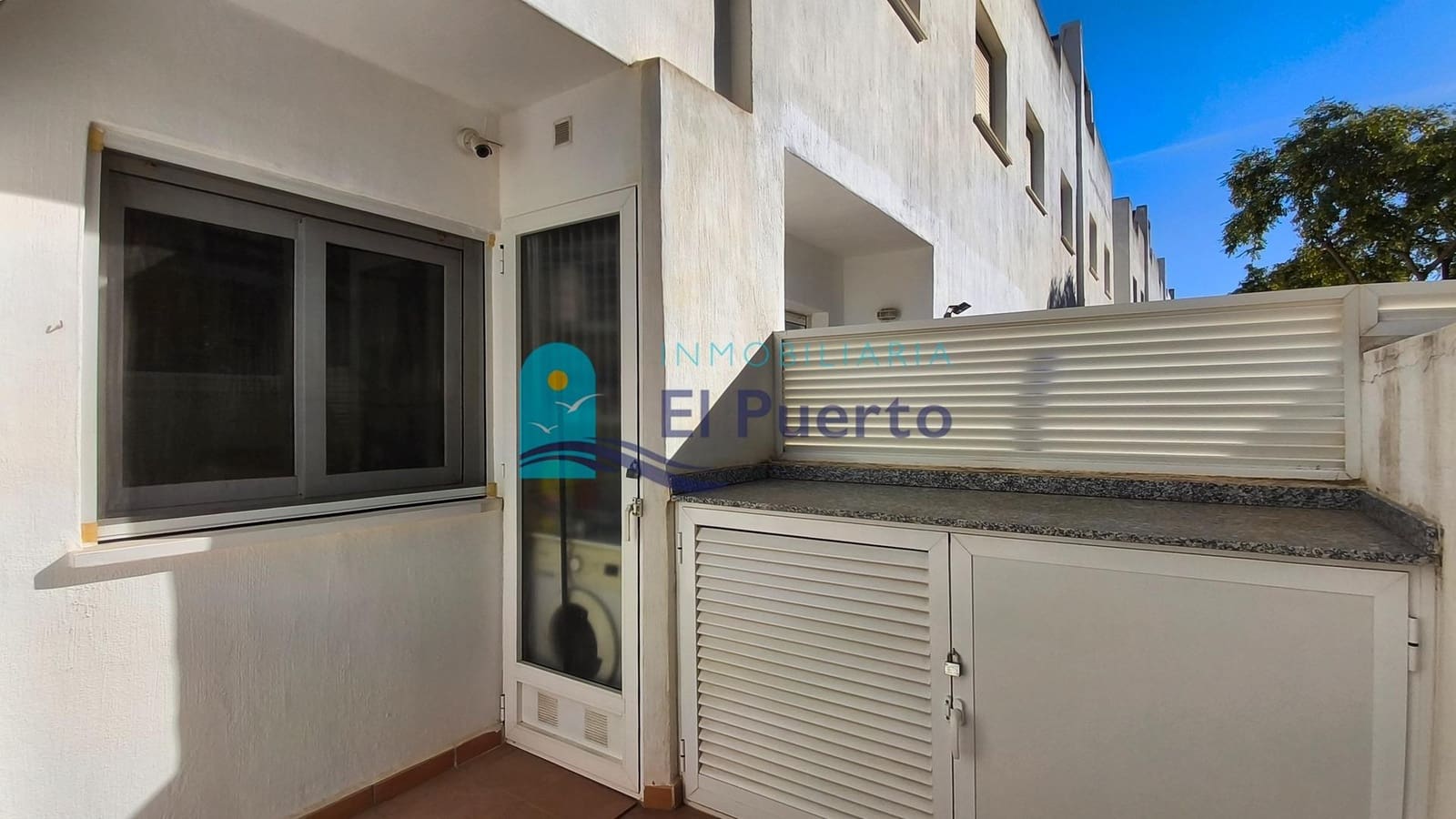 3 bedroom Flat for sale in Alhama de Murcia with pool - € 125,000 (Ref: 9403490)