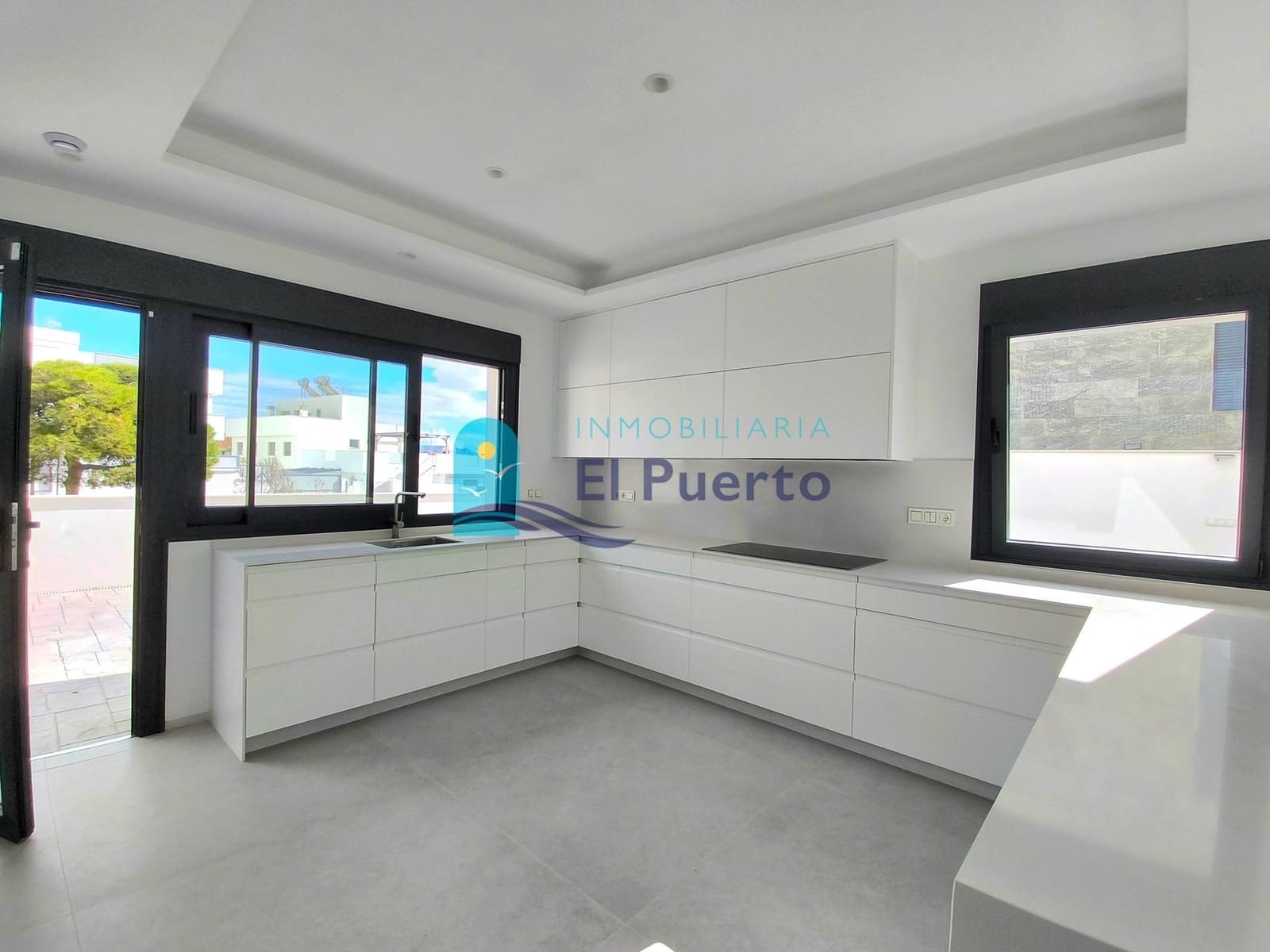 5 slaapkamer Villa te koop in Bolnuevo met zwembad - € 1.340.000 (Ref: 9403491)