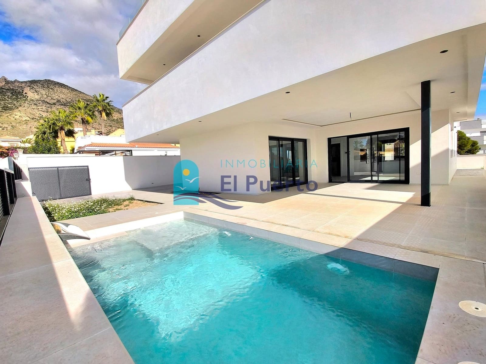 5 slaapkamer Villa te koop in Bolnuevo met zwembad - € 1.340.000 (Ref: 9403491)