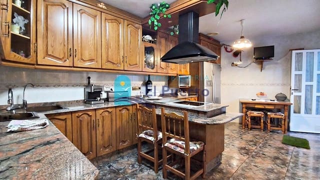 4 slaapkamer Appartement te koop in Mazarrón met garage - € 250.000 (Ref: 9433627)