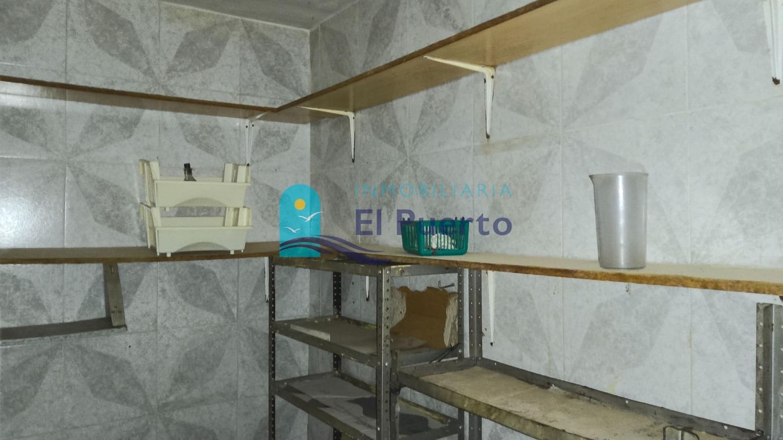 Kommersiell til salgs i Puerto de Mazarron - € 55 000 (Ref: 9433628)