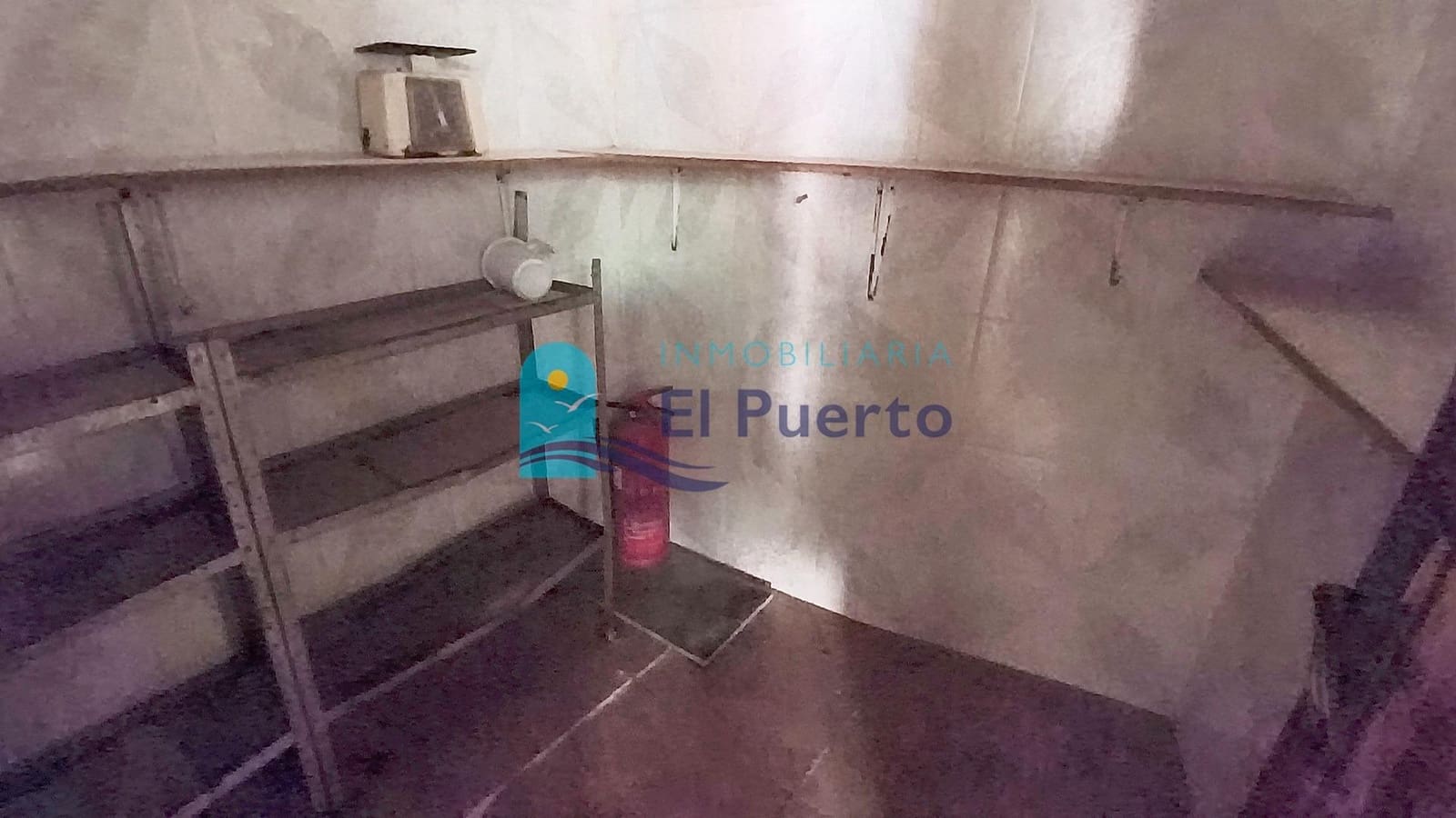 Kommersiell til salgs i Puerto de Mazarron - € 55 000 (Ref: 9433628)