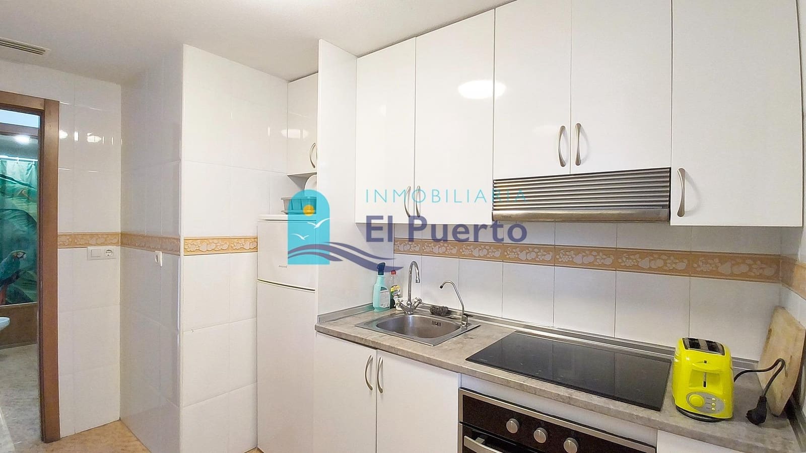 Apartamento de 2 habitaciones en Puerto de Mazarron en venta con piscina - 120.000 € (Ref: 9440622)