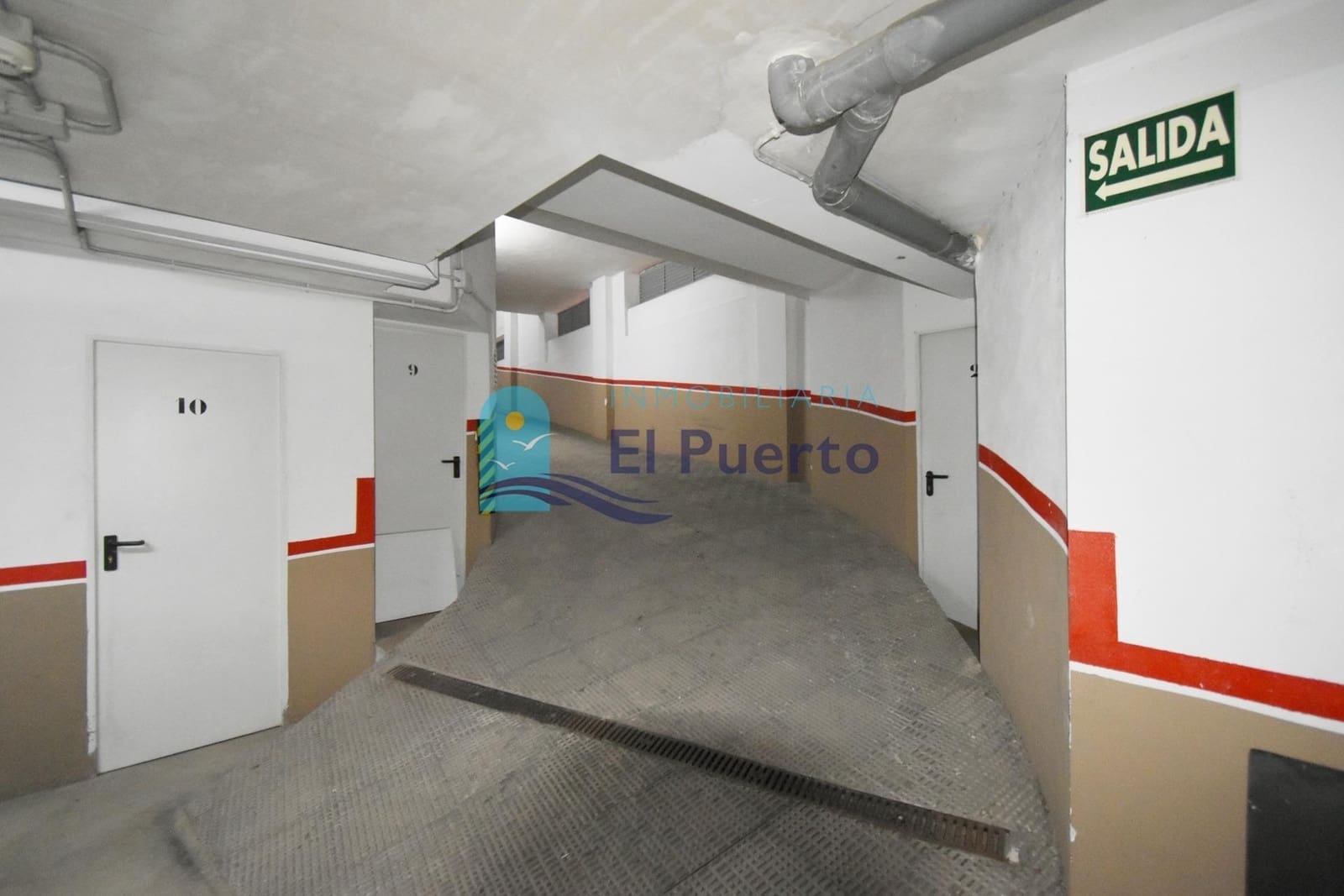 Garage til salg i Puerto de Mazarron - € 18.000 (Ref: 9530707)