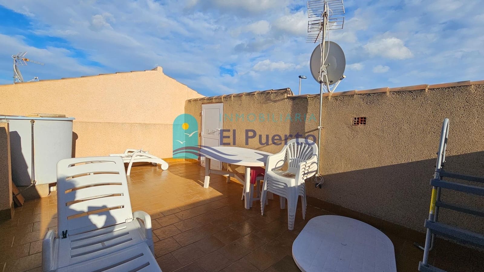 2 bedroom Villa for sale in Alamillo - € 176,000 (Ref: 9599629)