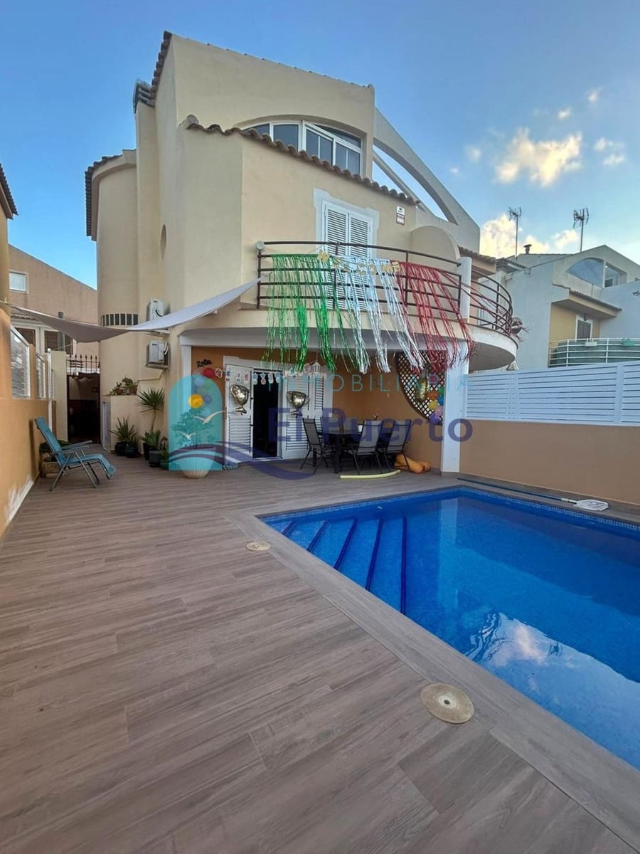 Apartamento de 4 habitaciones en Puerto de Mazarron en venta con piscina - 305.000 € (Ref: 9611628)