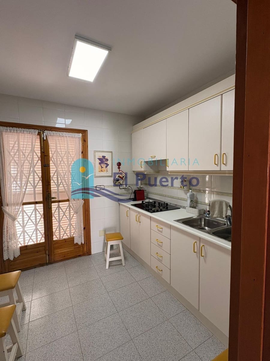 Apartamento de 4 habitaciones en Puerto de Mazarron en venta con piscina - 305.000 € (Ref: 9611628)