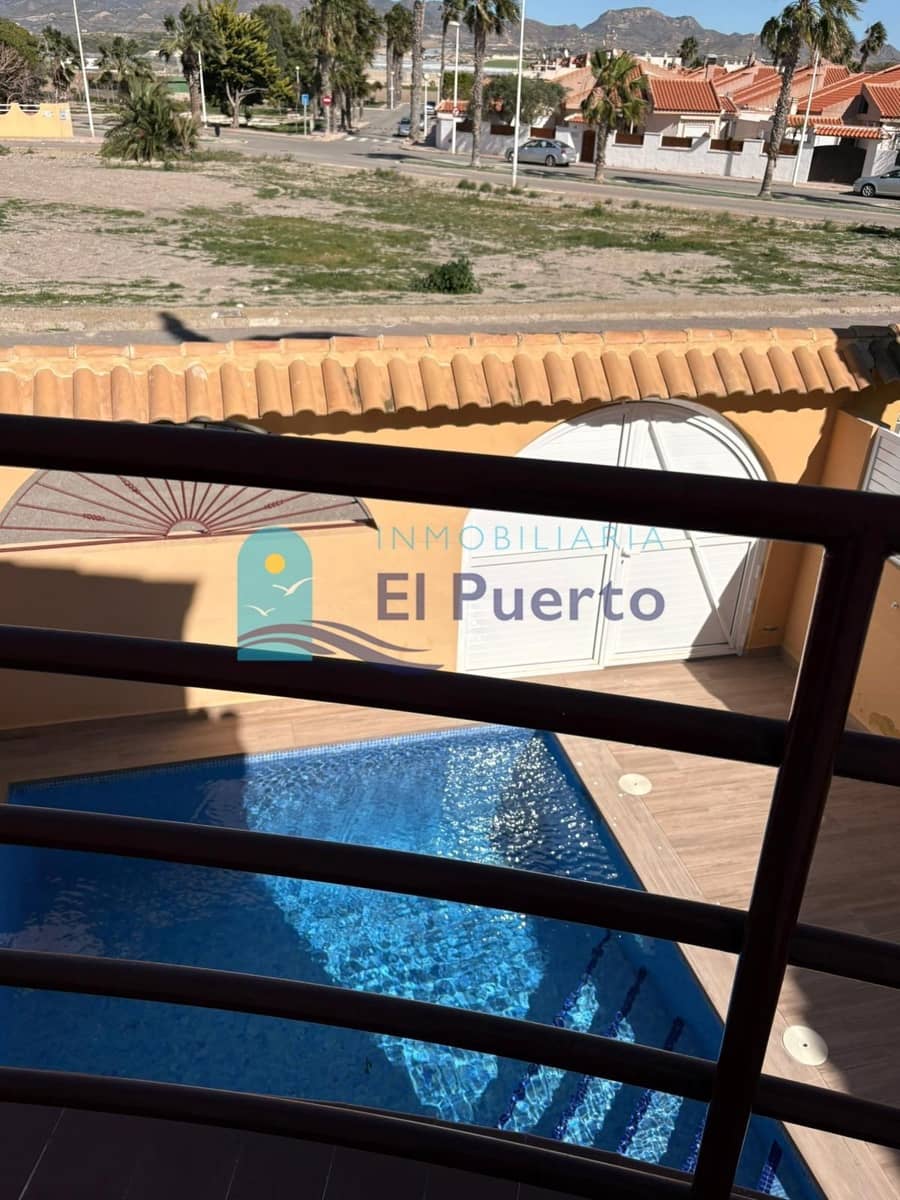 Apartamento de 4 habitaciones en Puerto de Mazarron en venta con piscina - 305.000 € (Ref: 9611628)