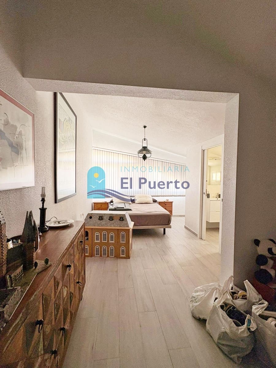 Apartamento de 4 habitaciones en Puerto de Mazarron en venta con piscina - 305.000 € (Ref: 9611628)