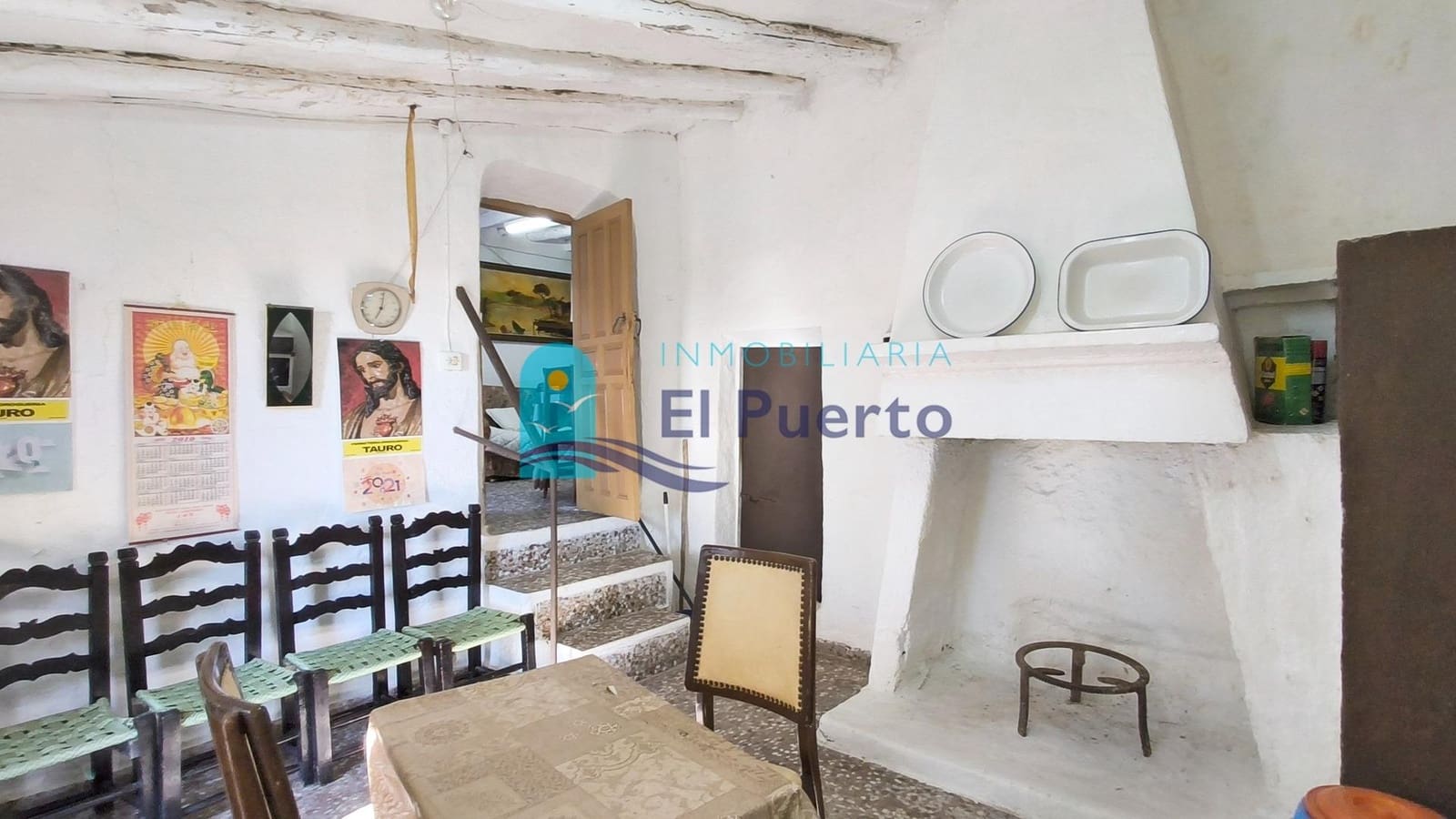 5 bedroom Finca/Country House for sale in Pastrana with garage - € 99,900 (Ref: 9615620)