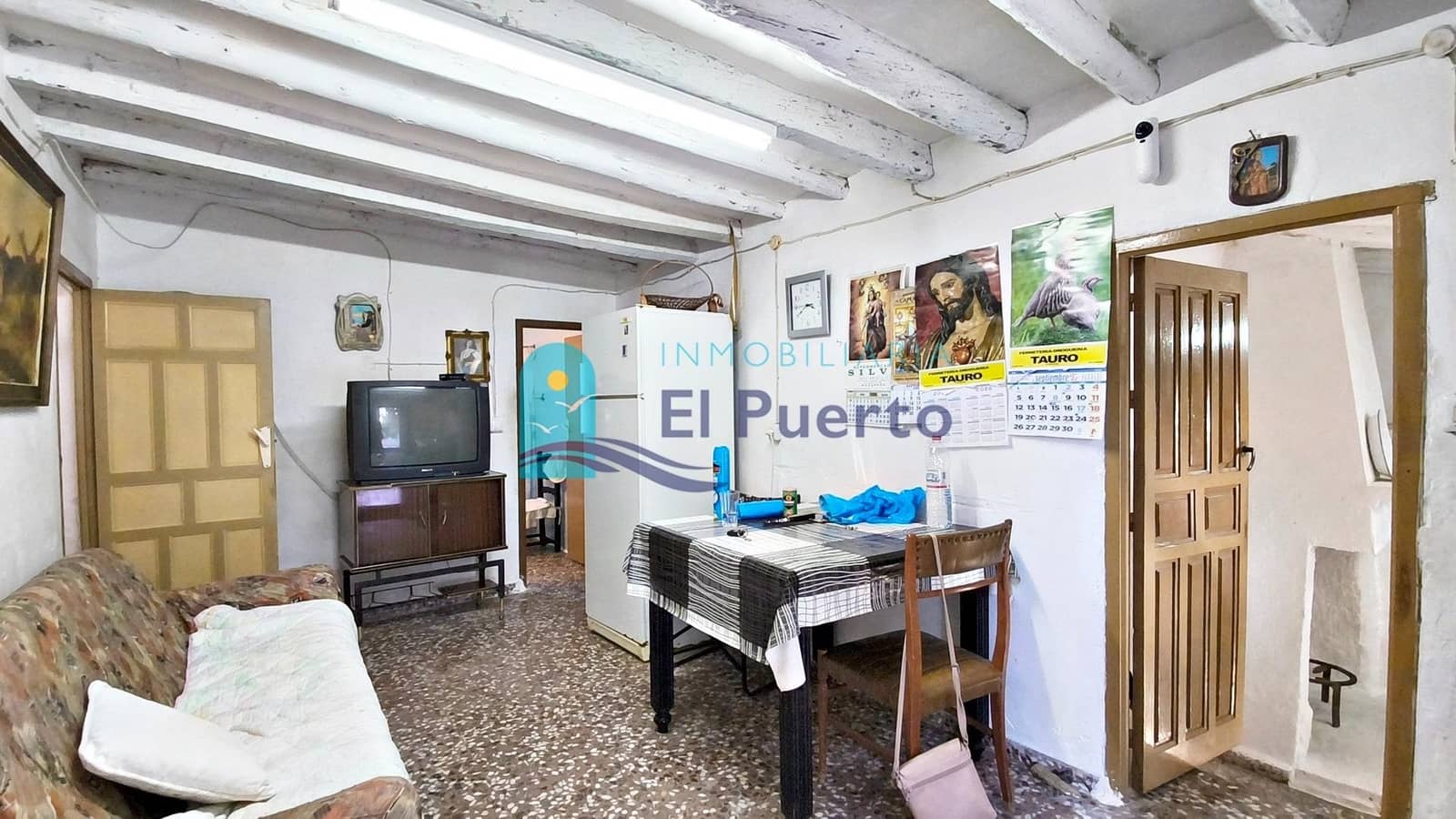 5 bedroom Finca/Country House for sale in Pastrana with garage - € 99,900 (Ref: 9615620)