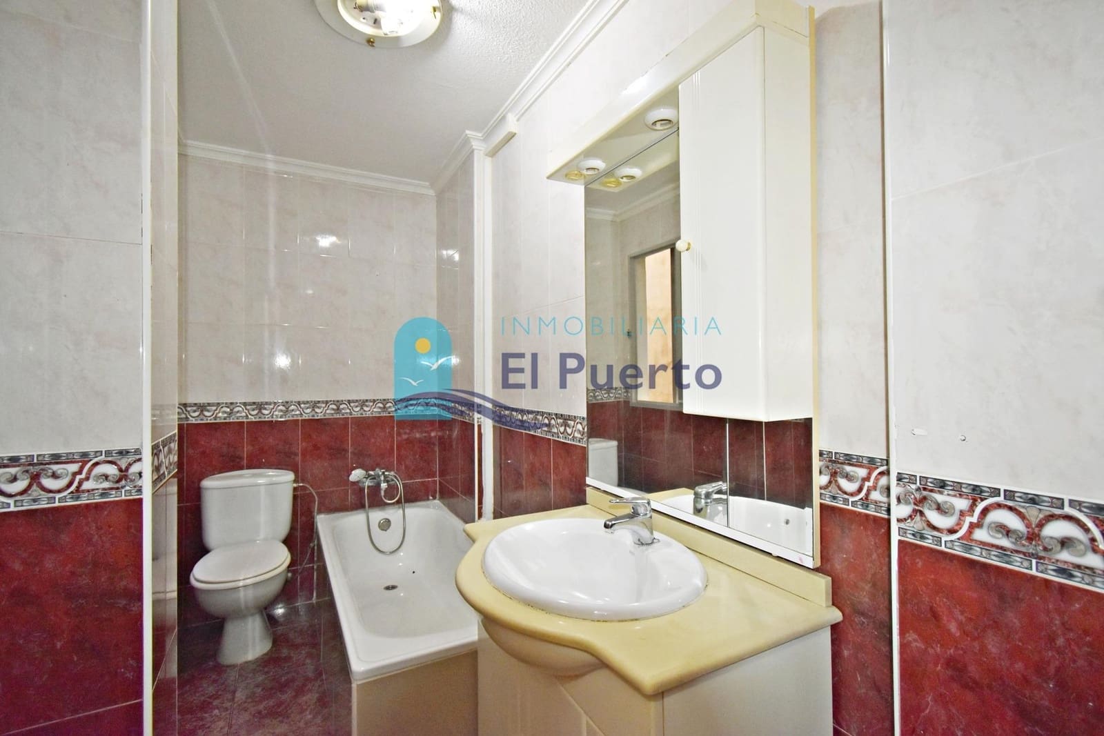 2 bedroom Apartment for sale in Puerto de Mazarron - € 89,900 (Ref: 9659514)