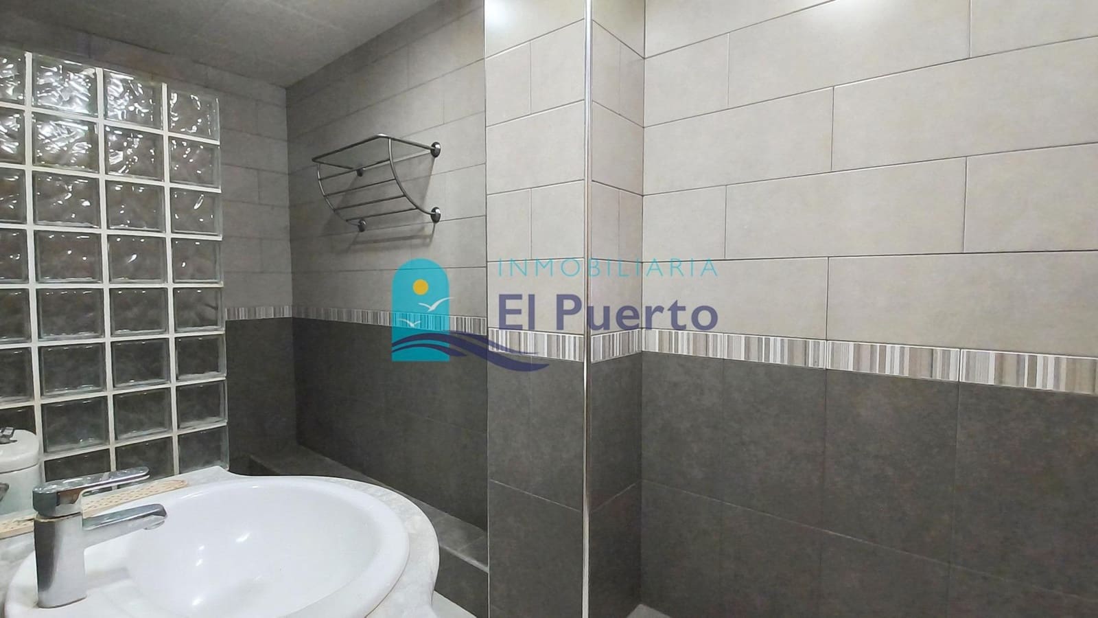 3 bedroom Flat for sale in Puerto de Mazarron with garage - € 139,900 (Ref: 9674323)