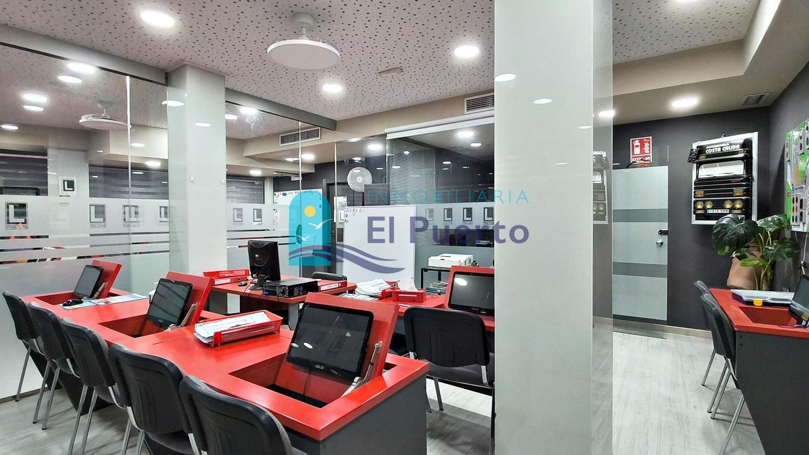 Kommersiell till salu i Mazarron - 110 000 € (Ref: 9679937)