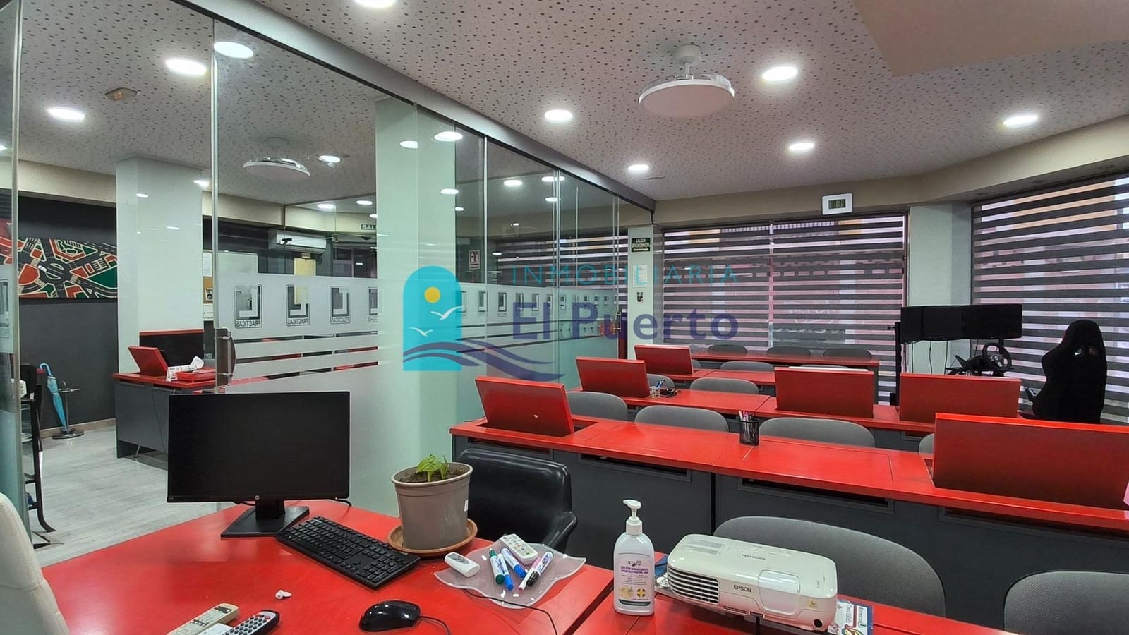 Kommersiell till salu i Mazarron - 110 000 € (Ref: 9679937)