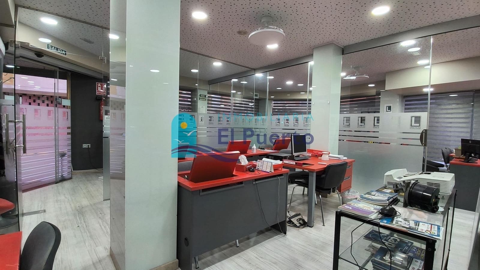 Kommersiell till salu i Mazarron - 110 000 € (Ref: 9679937)