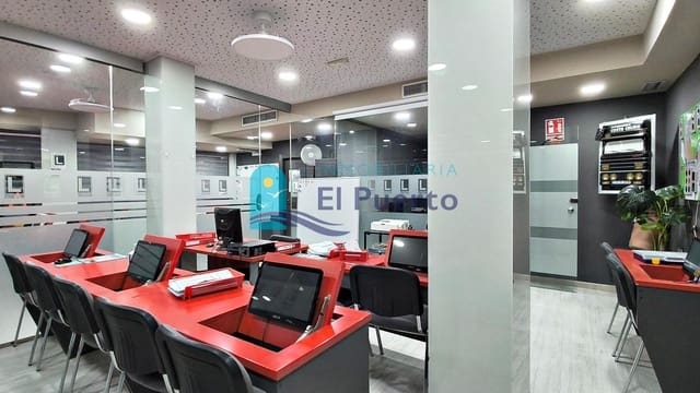 Kommersiell till salu i Mazarrón - 110 000 € (Ref: 9679937)