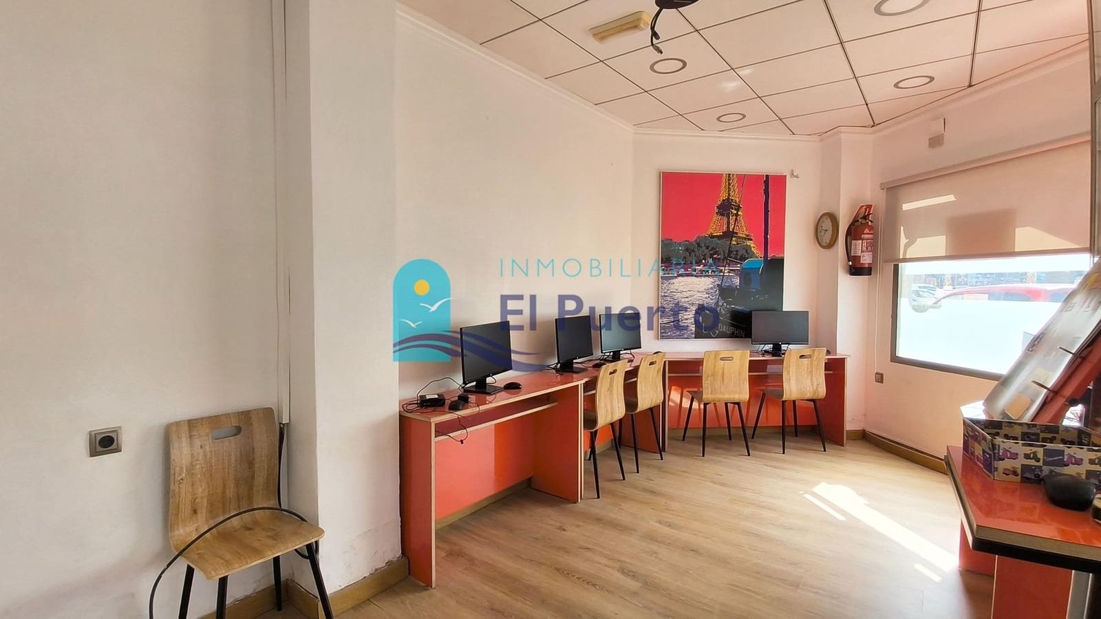 Commercial for sale in Puerto de Mazarron - € 70,000 (Ref: 9715001)