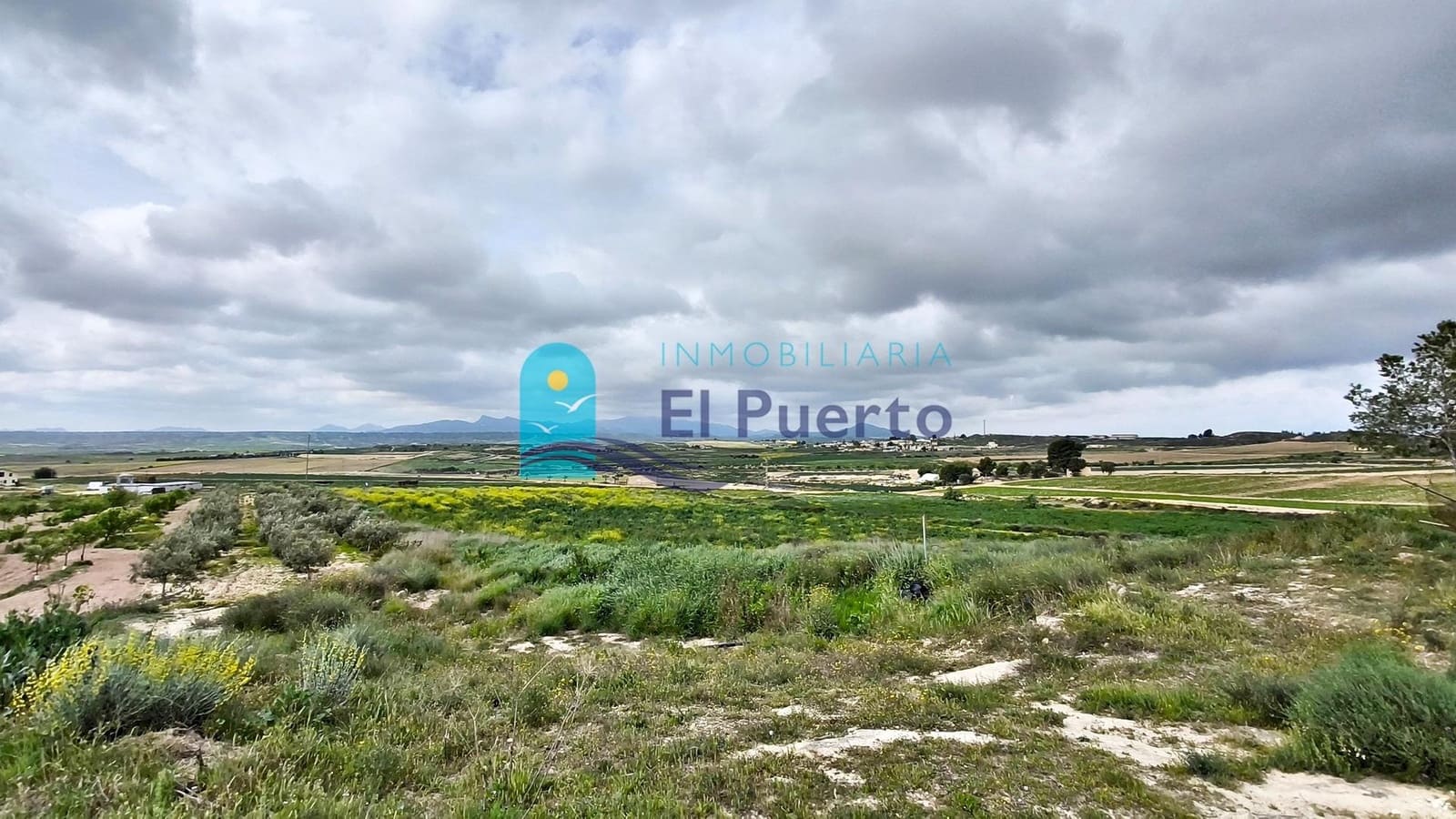 2 chambre Finca/Maison de Campagne à vendre à El Pareton avec piscine - 160 000 € (Ref: 9738656)