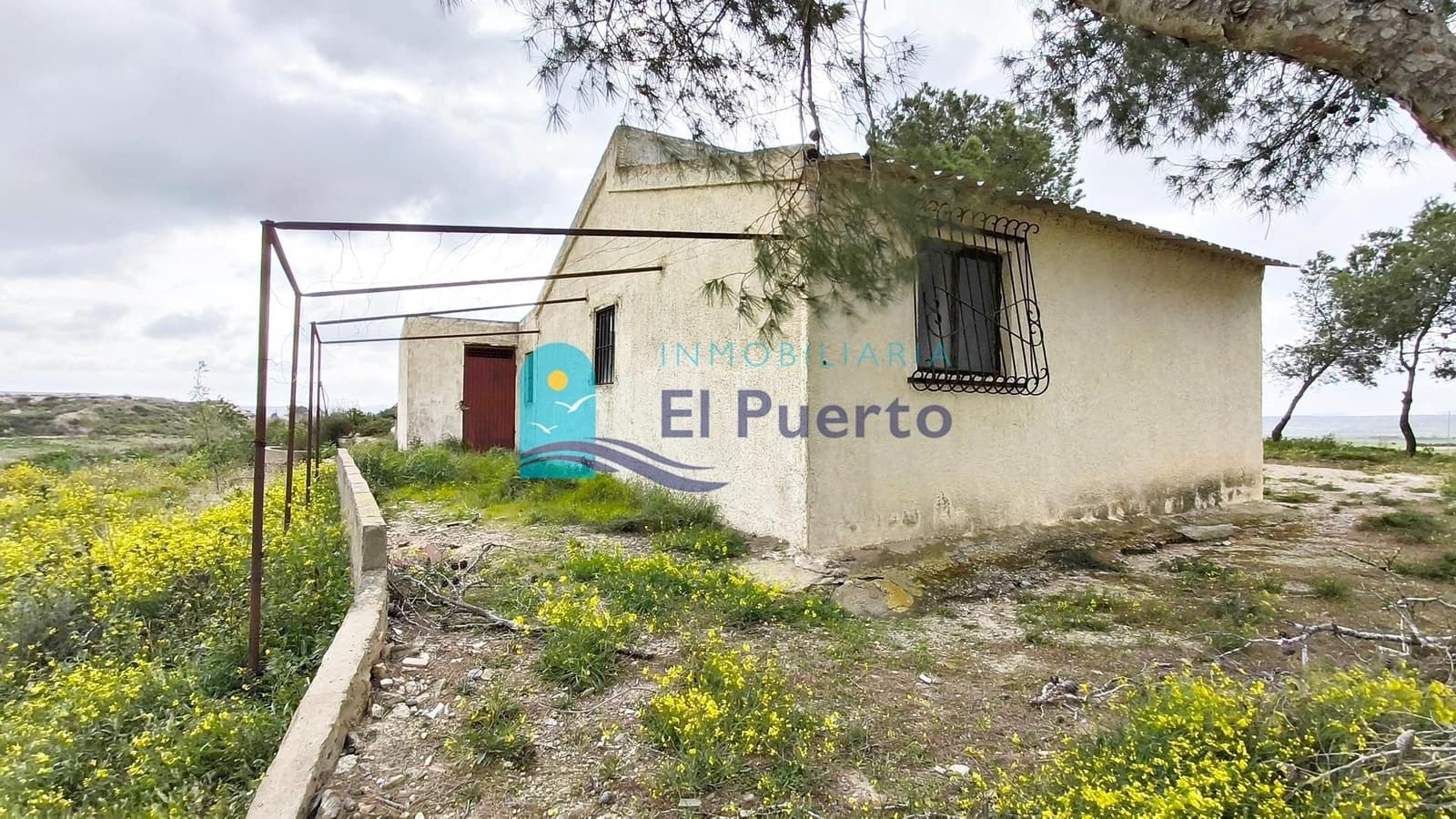 2 chambre Finca/Maison de Campagne à vendre à El Pareton avec piscine - 160 000 € (Ref: 9738656)