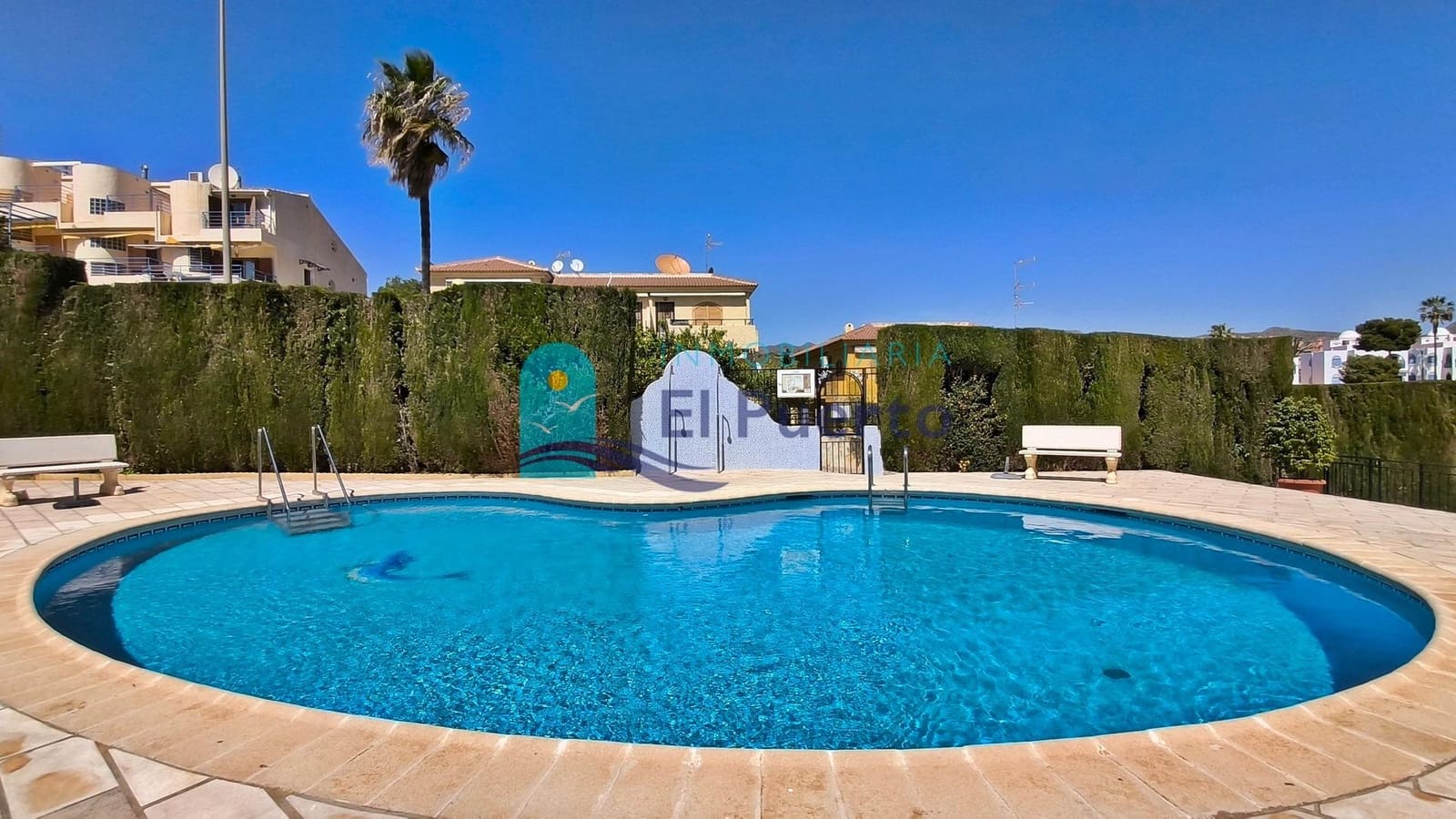 2 bedroom Penthouse for sale in Alamillo with pool - € 210,000 (Ref: 9759063)