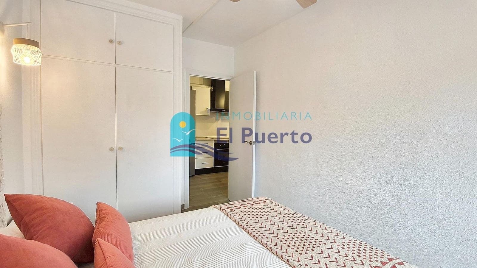 Ático de 2 habitaciones en Alamillo en venta con piscina - 216.900 € (Ref: 9770723)